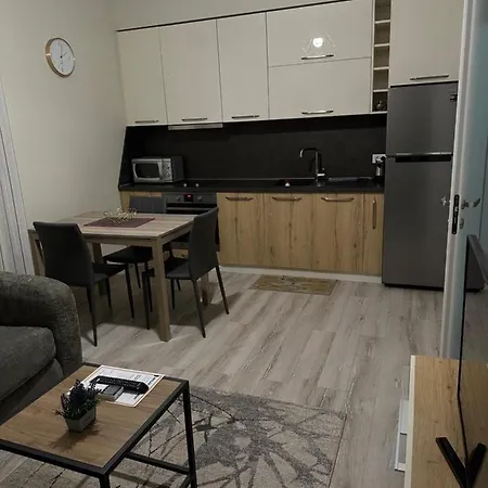 Brilant ティラナ