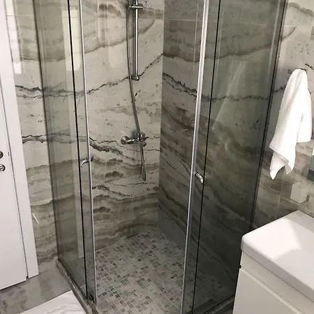 Brilant Appartement Tirana