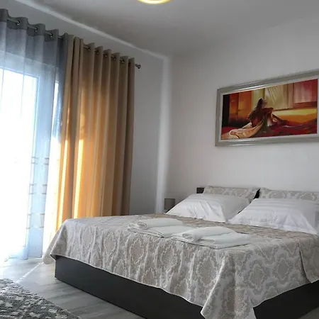 Brilant * Tirana
