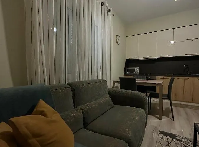 Brilant * ティラナ